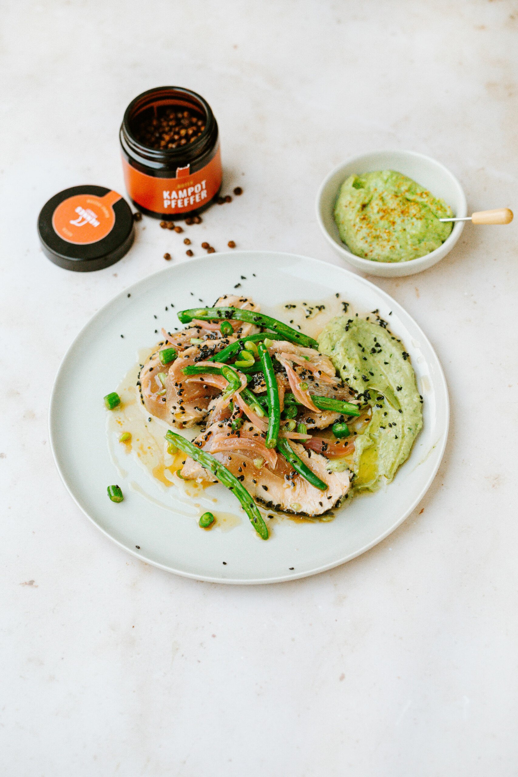 Tuna Tataki Hennes' Finest