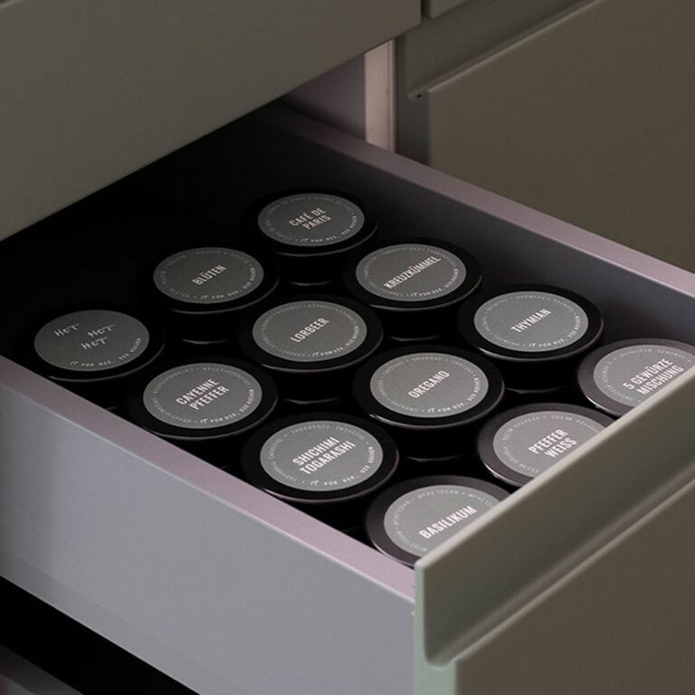 Gewürzgläser-salbei-Schublade-Deckel-V2