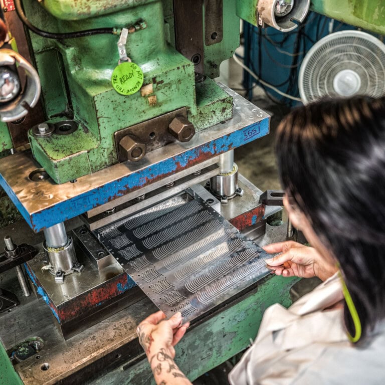 Microplane-Zester-Produktion-2