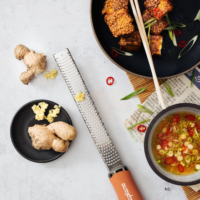 Microplane_Premium_Classic_46823_Zester_Cinnamon O_Ginger5