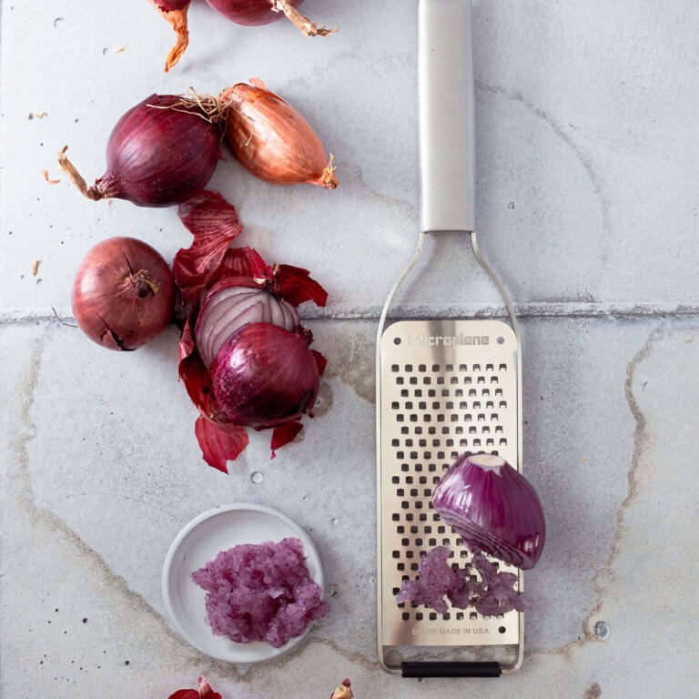Microplane_Professional_59000_Coarse_onion10