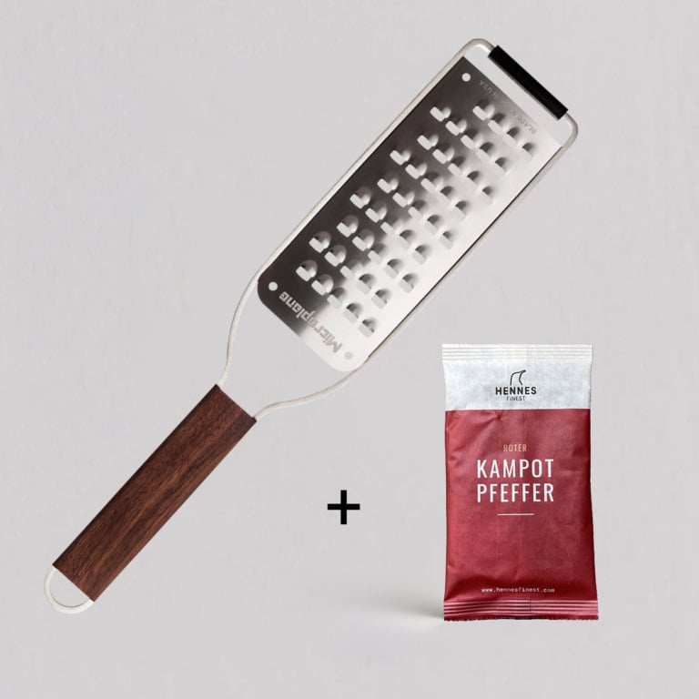 Microplane-master-sehr-grob-Hennesfinest-roter-kampot-pfeffer10